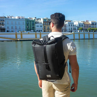 Iseo Rolltop Backpack - 40x20x25 cm Ryanair Underseat - Cabin Max
